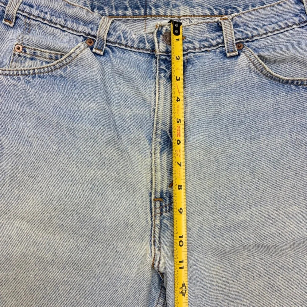 Vintage 90s Levis 550 Relaxed Fit Shorts Light Wash Orange Tab Men 38 Distresse